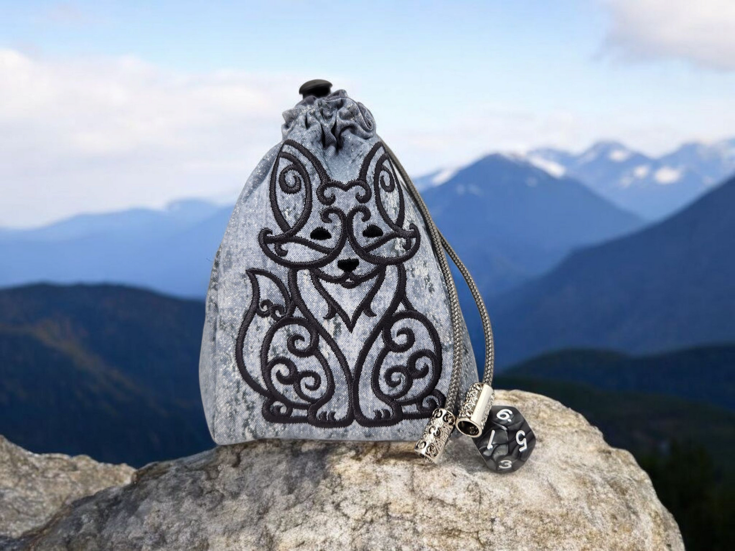 Wolf dice bag