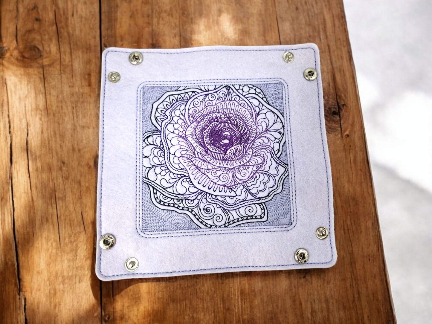 Rose stitched dice tray