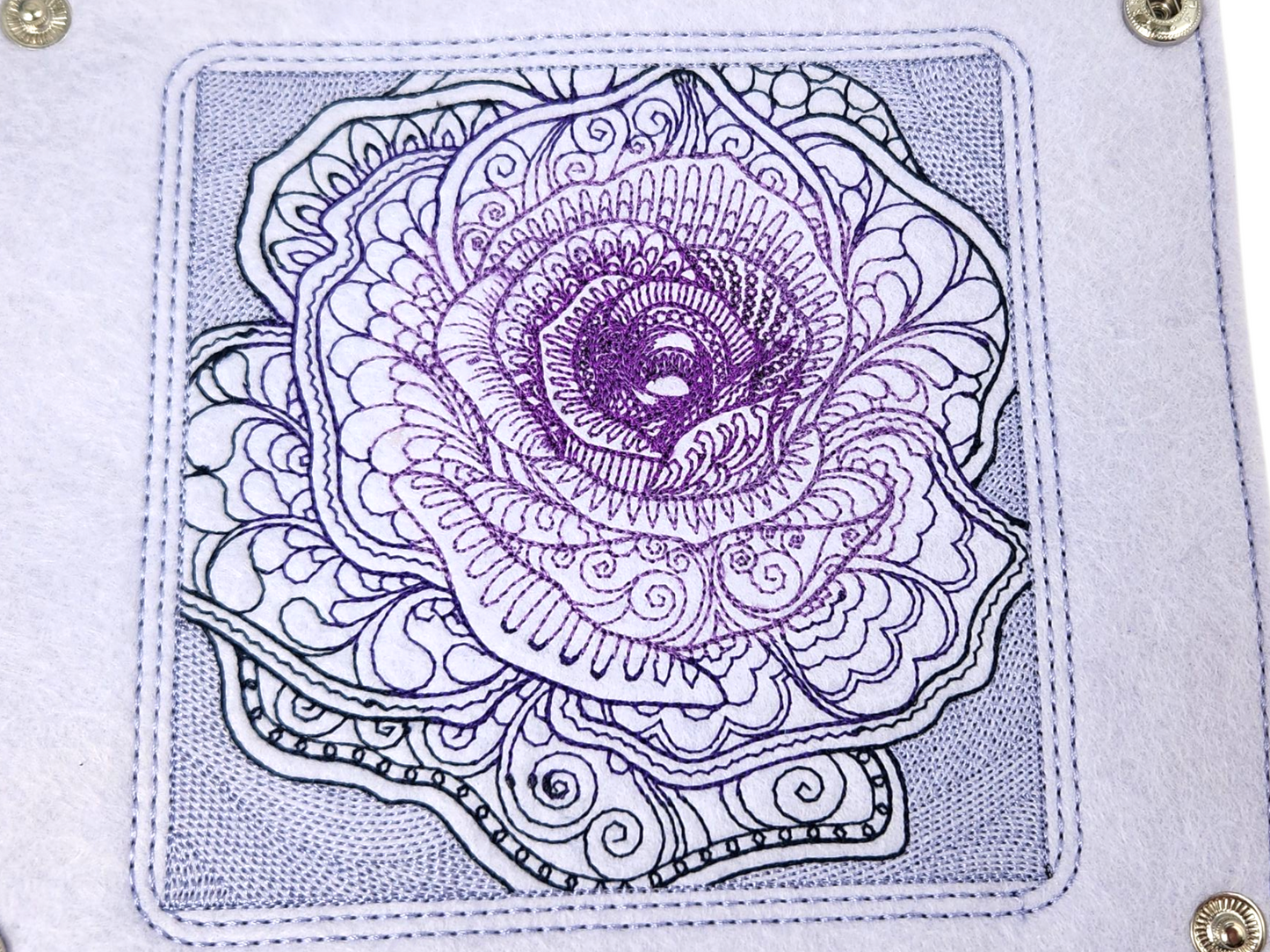 Rose stitched dice tray
