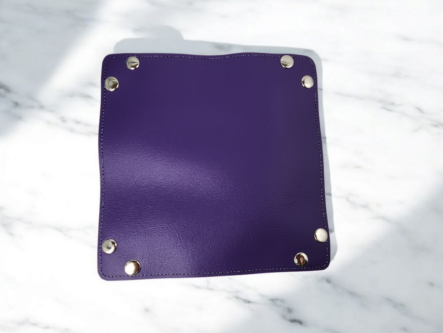 Rose stitched dice tray