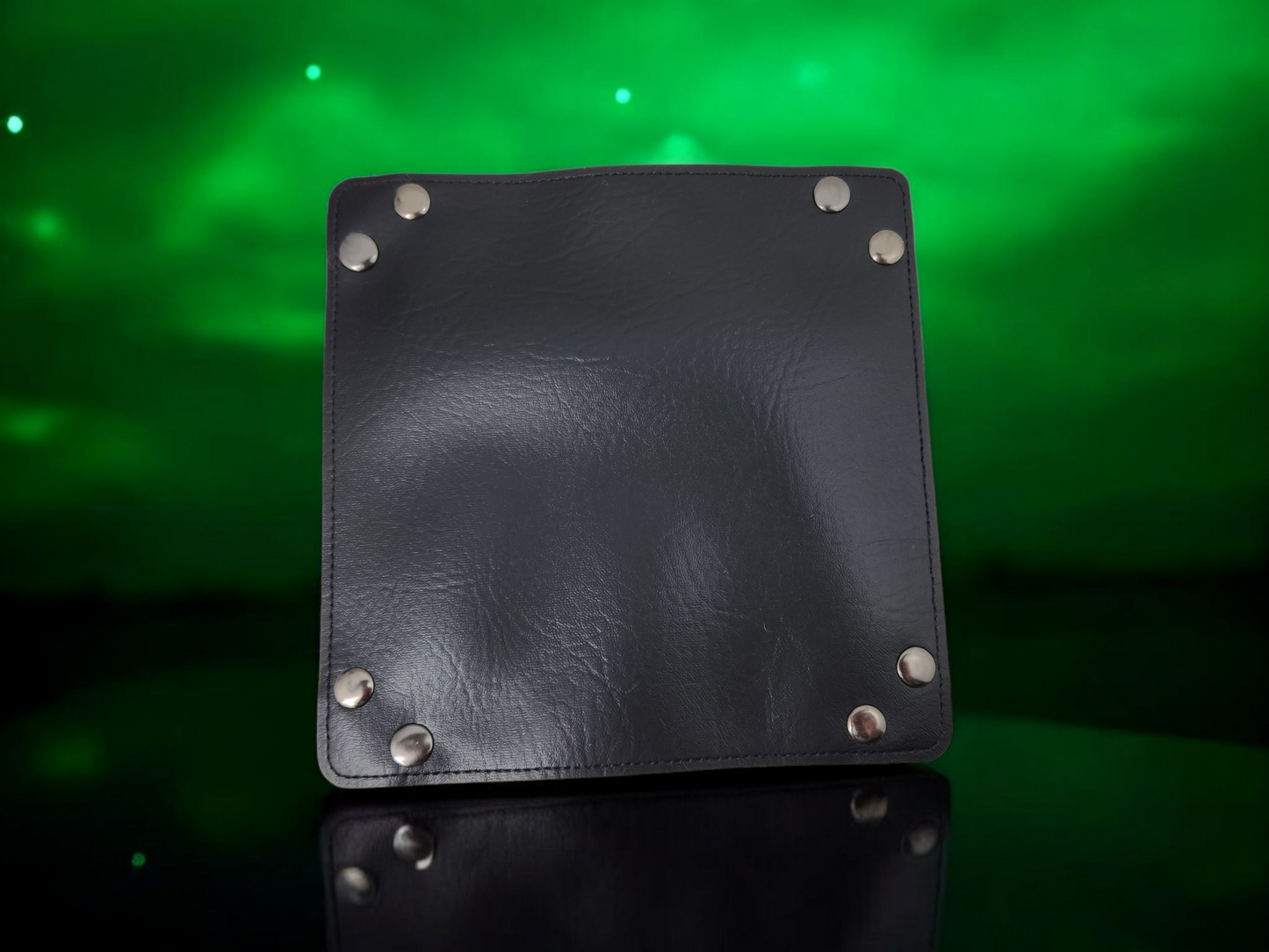 UFO visit dice tray