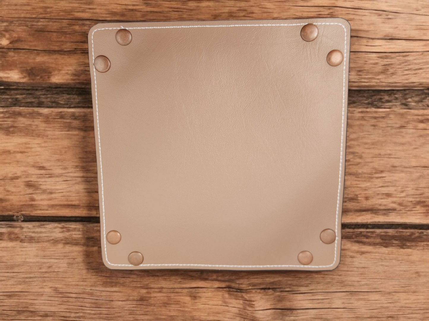 Daisy and butterfly dice tray