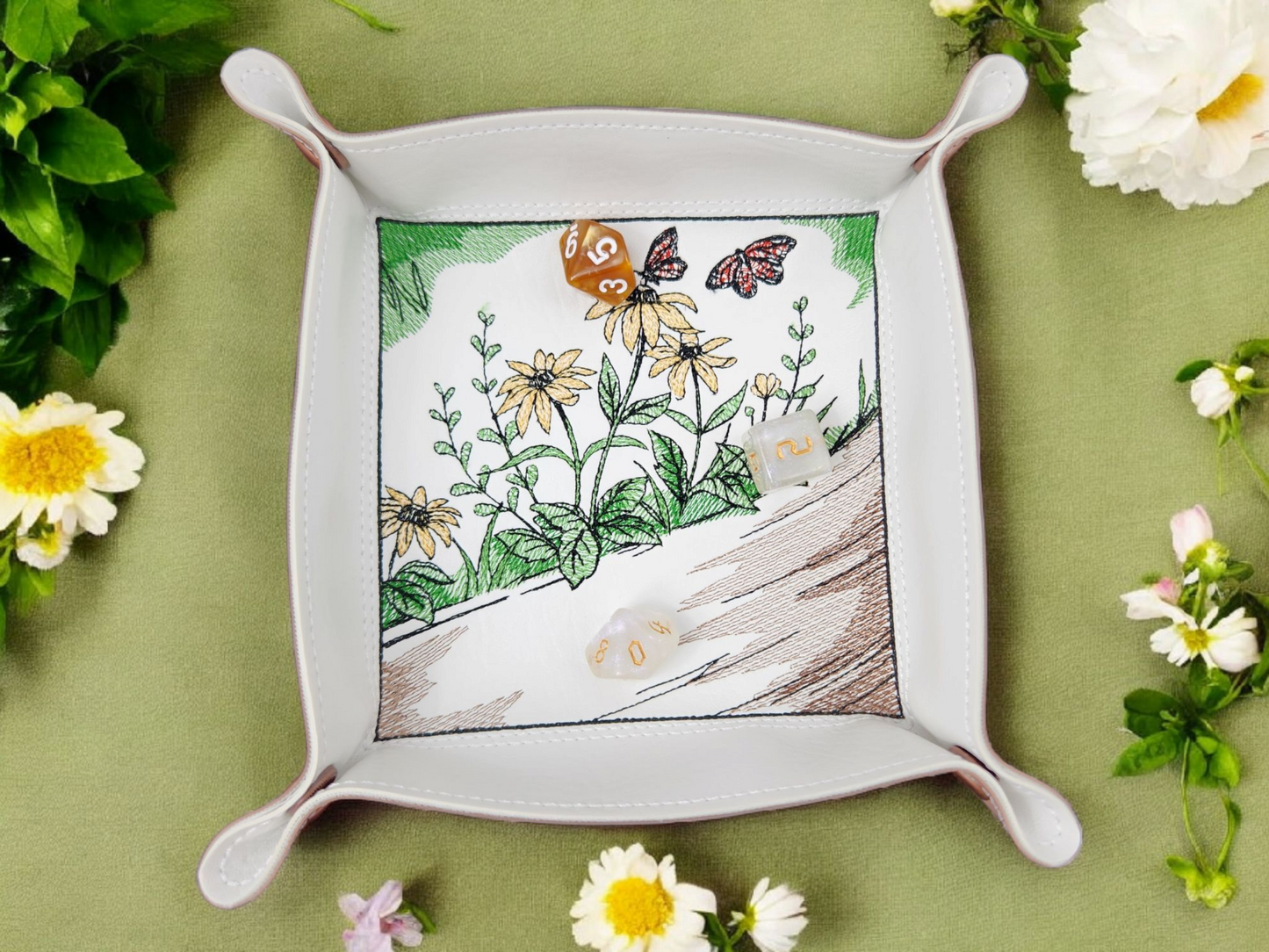 Daisy and butterfly dice tray