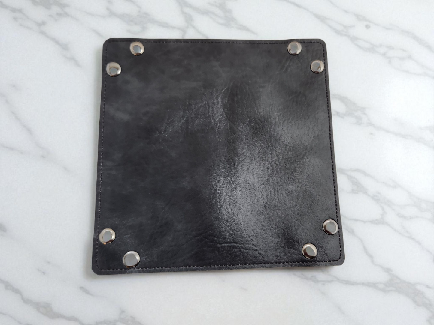 Cat Paw Dice Tray - Perfect for Gamers and Cat Lovers