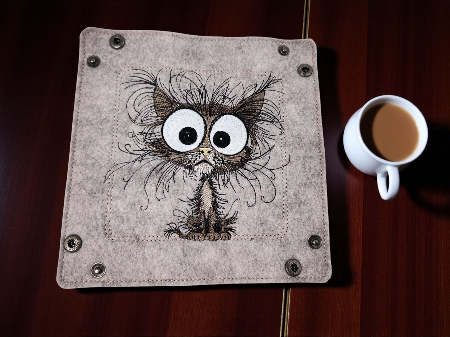 Frazzled cat dice tray