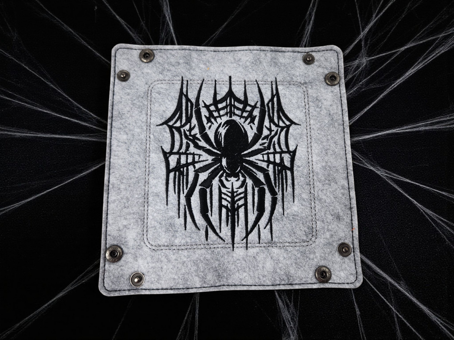 Spider gift set, spider dice tray and spider dice tome