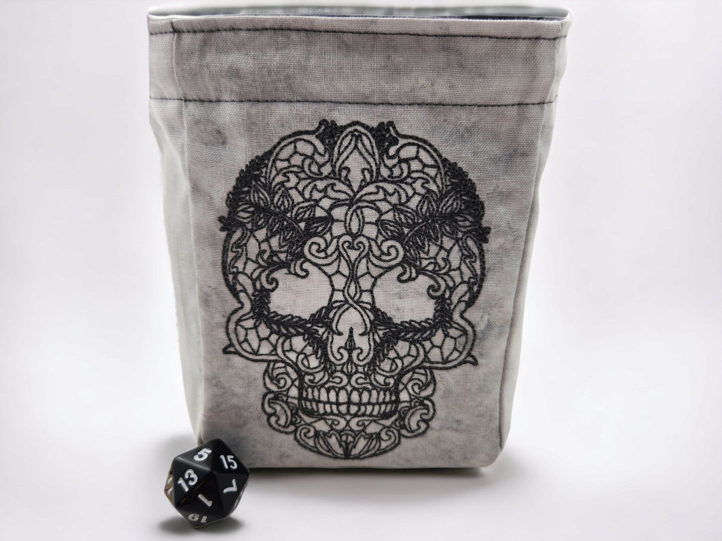 dice bag, decorative skull game pouch - Rowan Gate
