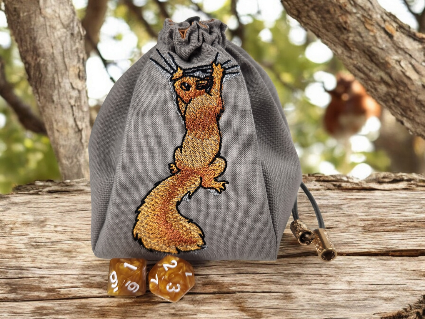 Clinging squirrel dice bag