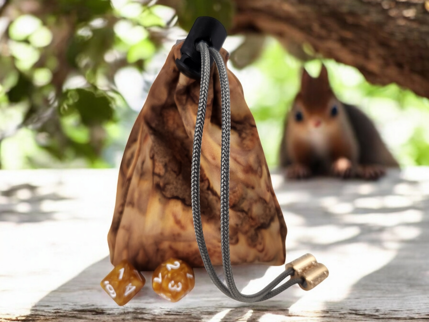 Clinging squirrel dice bag