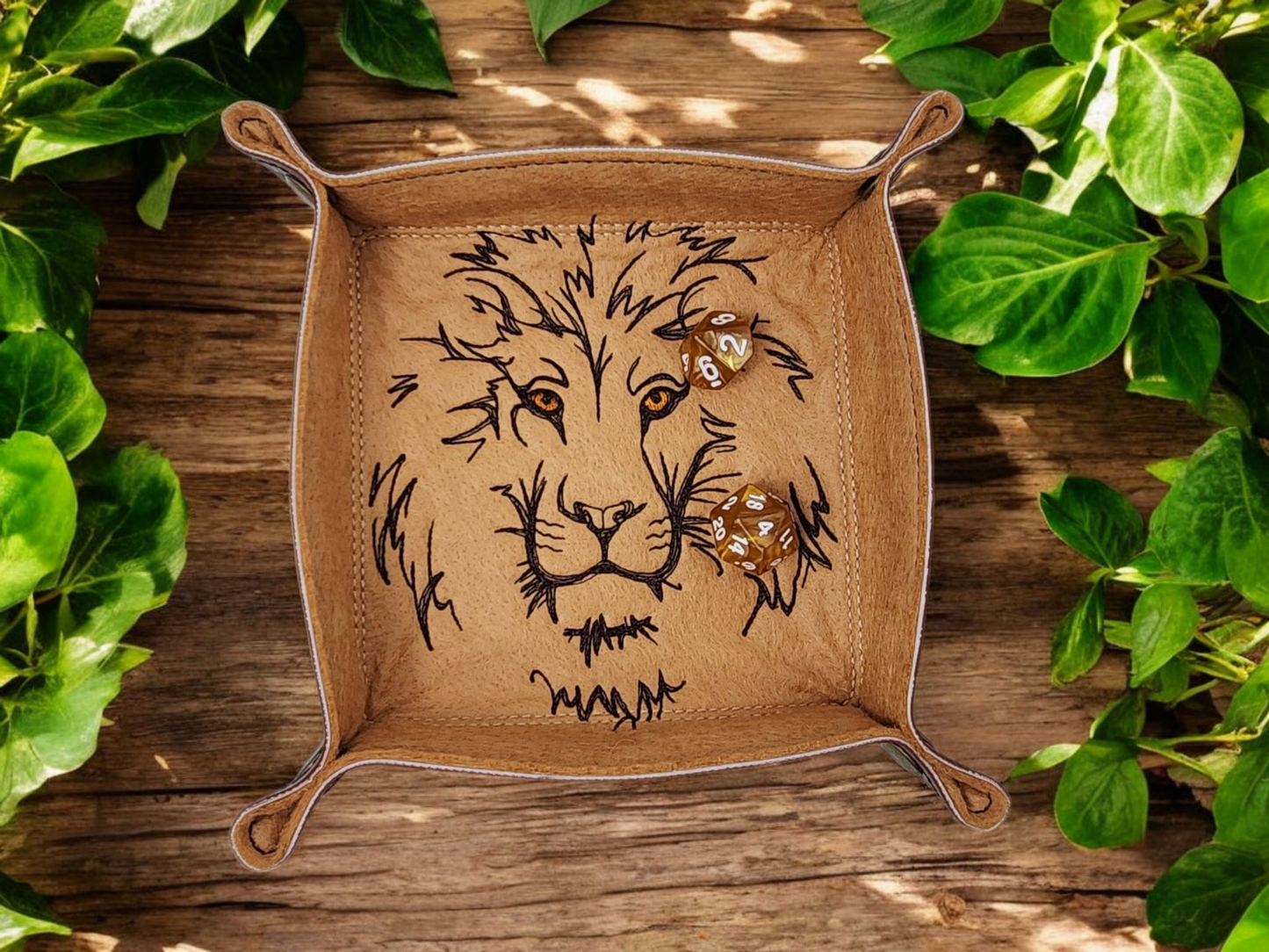 Lion dice tray