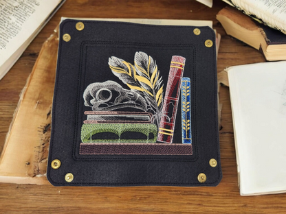 Skull and Quill dice tray