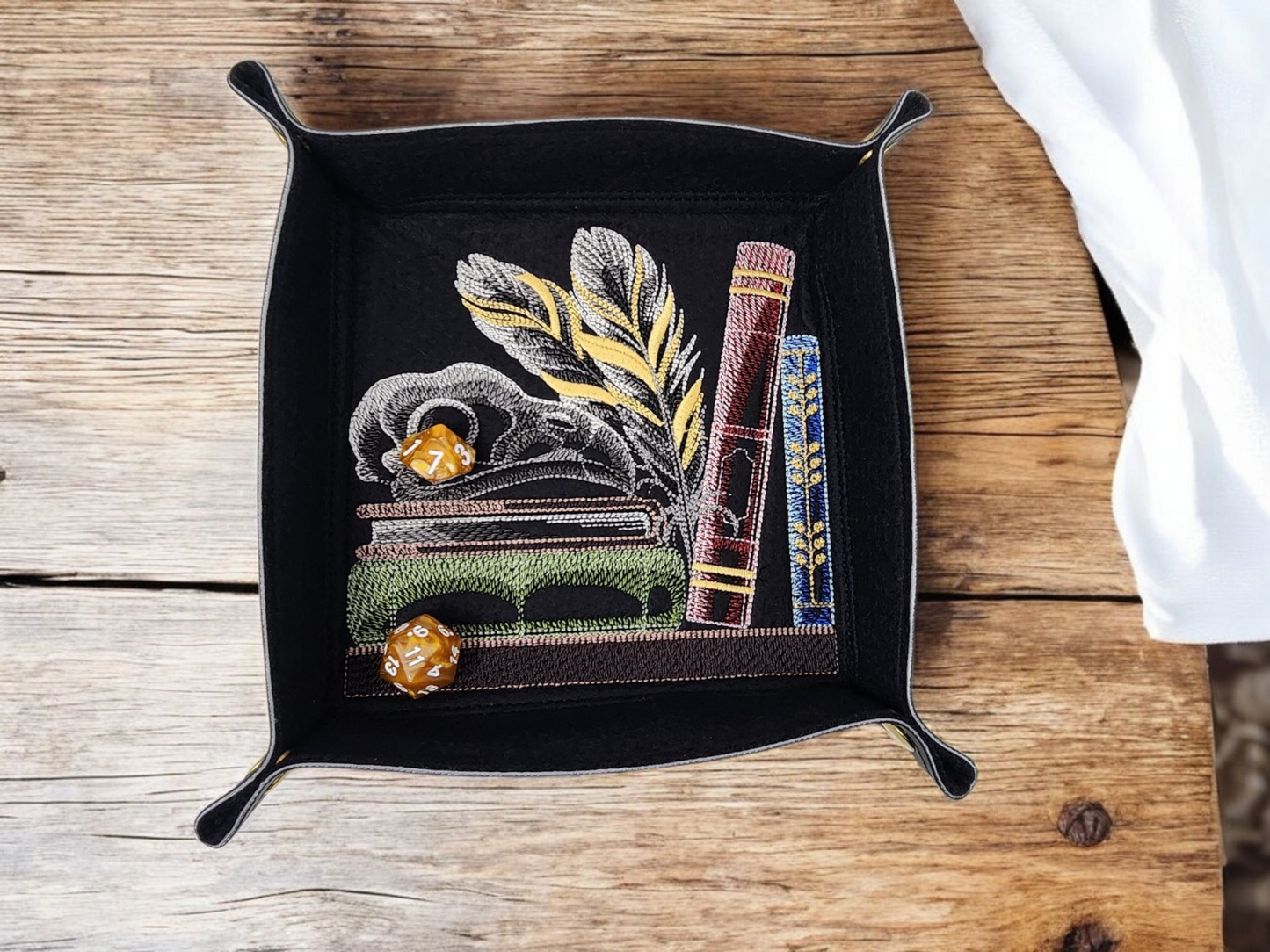 Skull and Quill dice tray