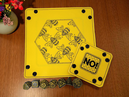 Bee dice tray gift set