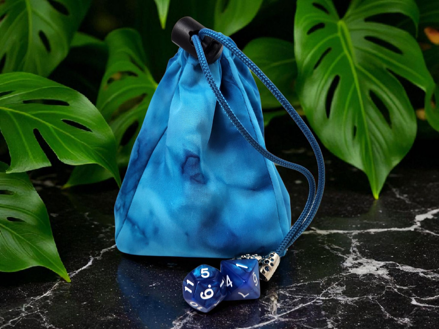 Blue tree frog dice bag
