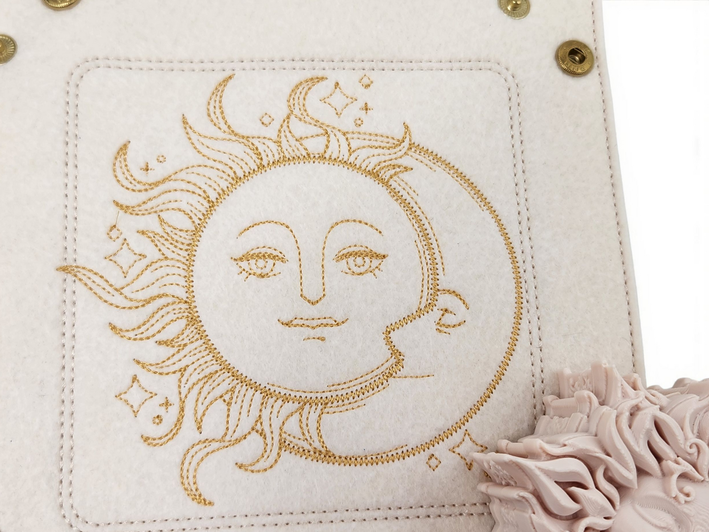 Sun and moon gift set, dice tray and sun dice box