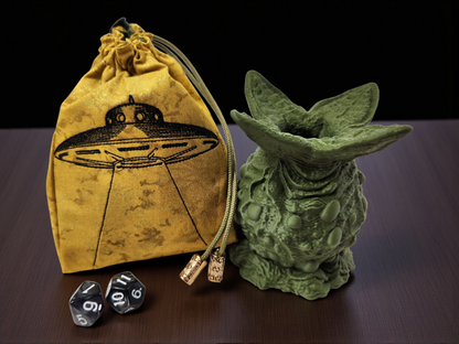 Alien gift set, large dice bag and alien pod dice container