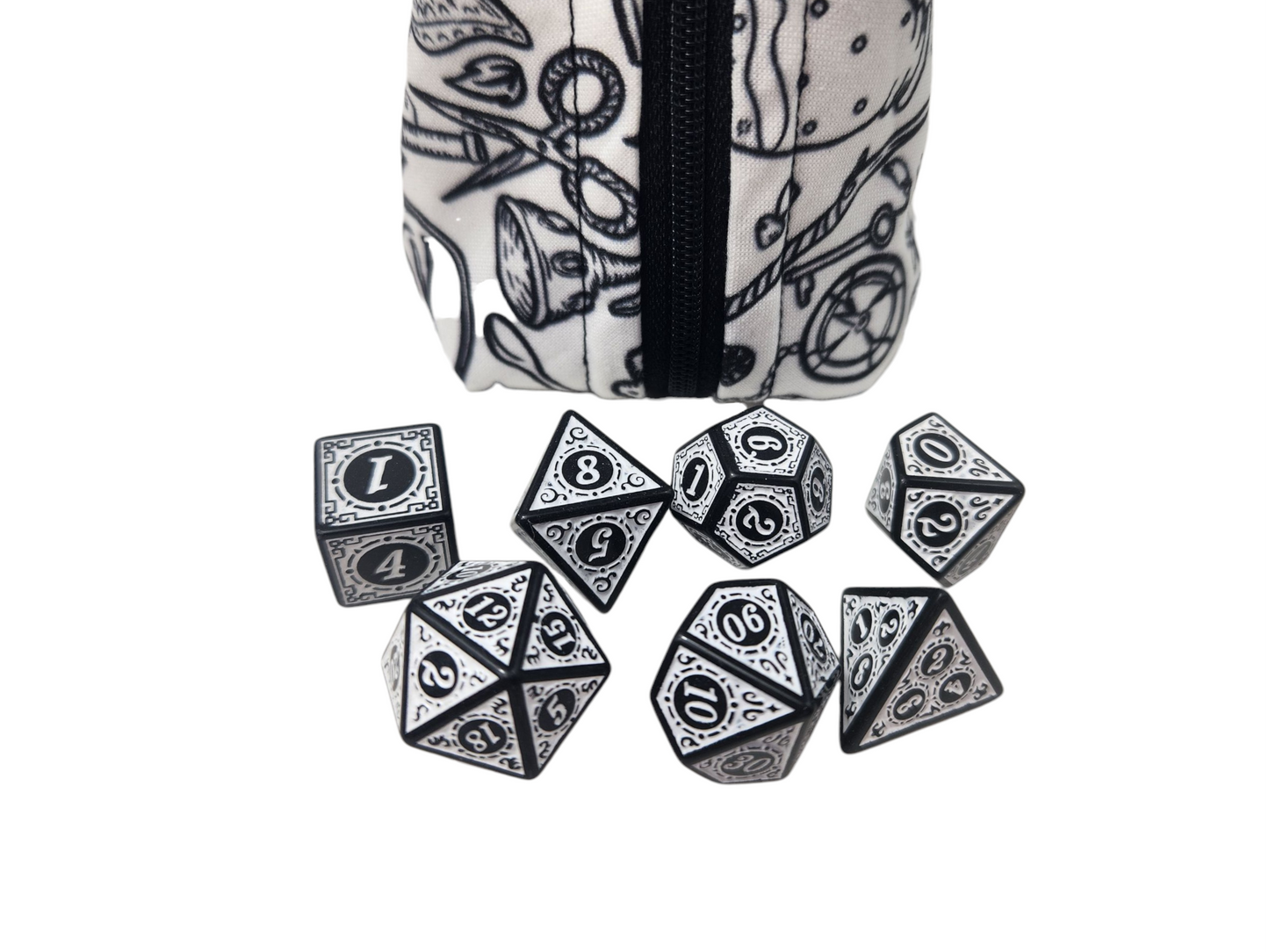 Grab and go small dice pouch with matching dice, treasure themed