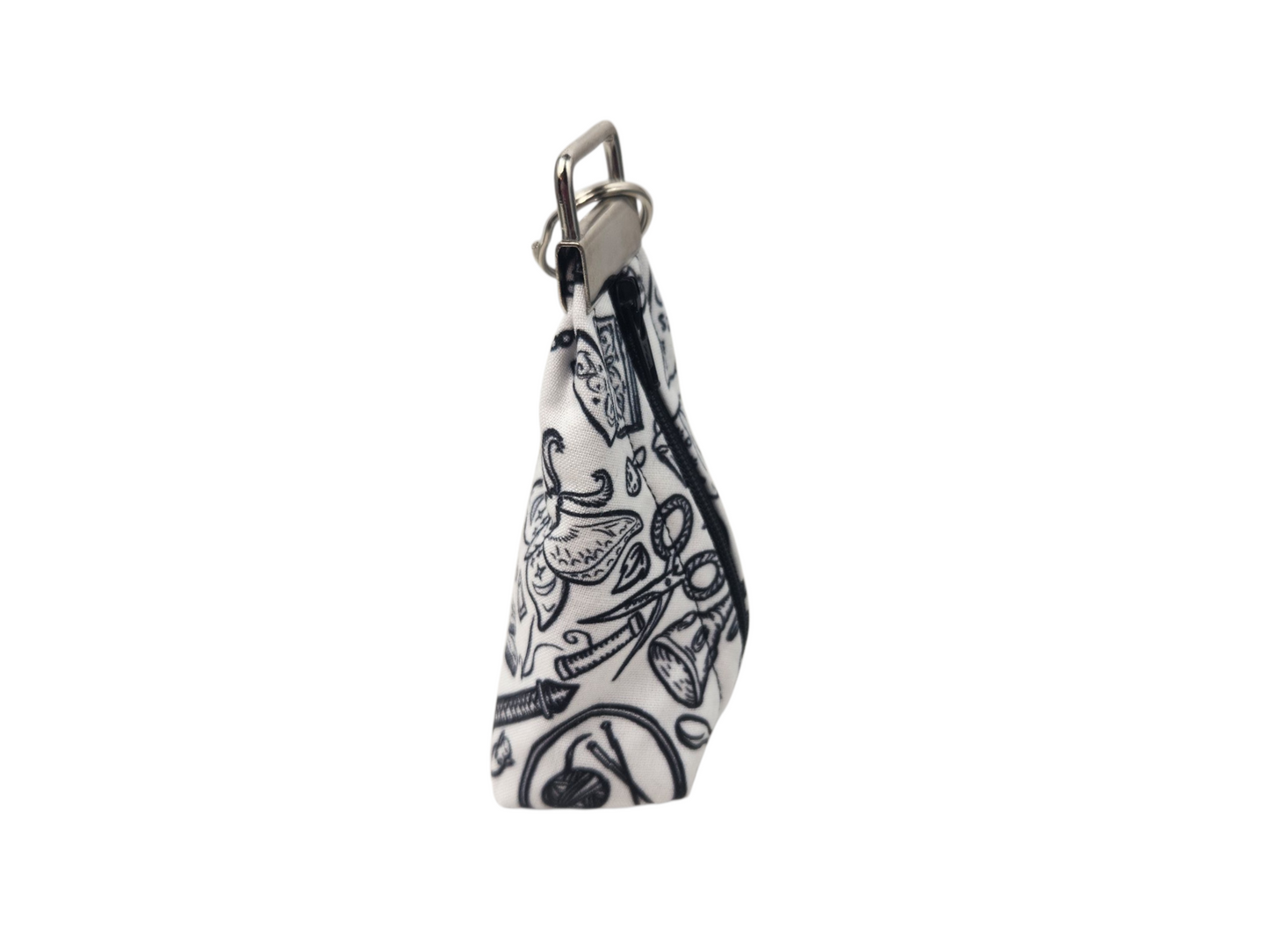 Grab and go small dice pouch with matching dice, treasure themed