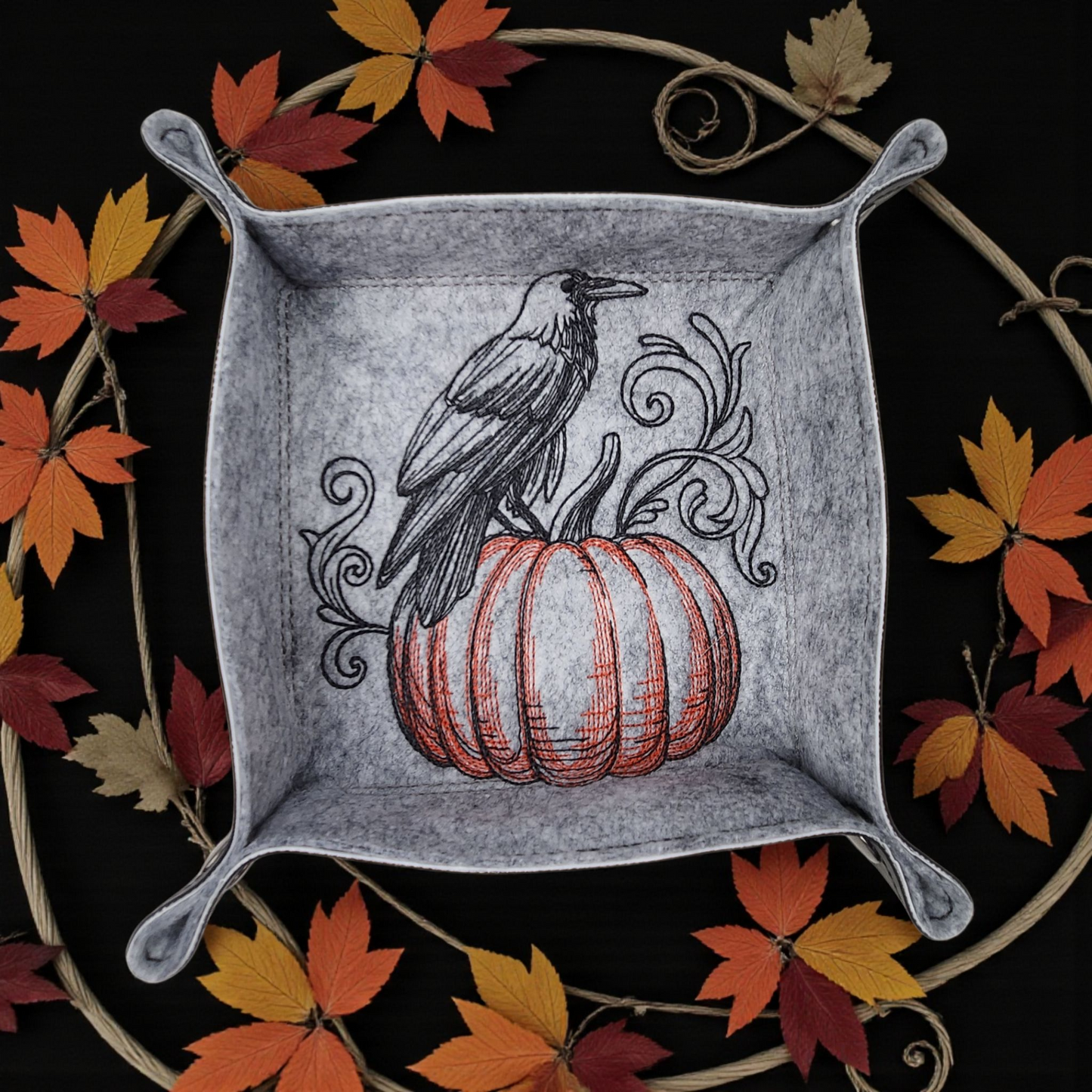 Raven and Pumpkin dice tray, RPG dice mat.