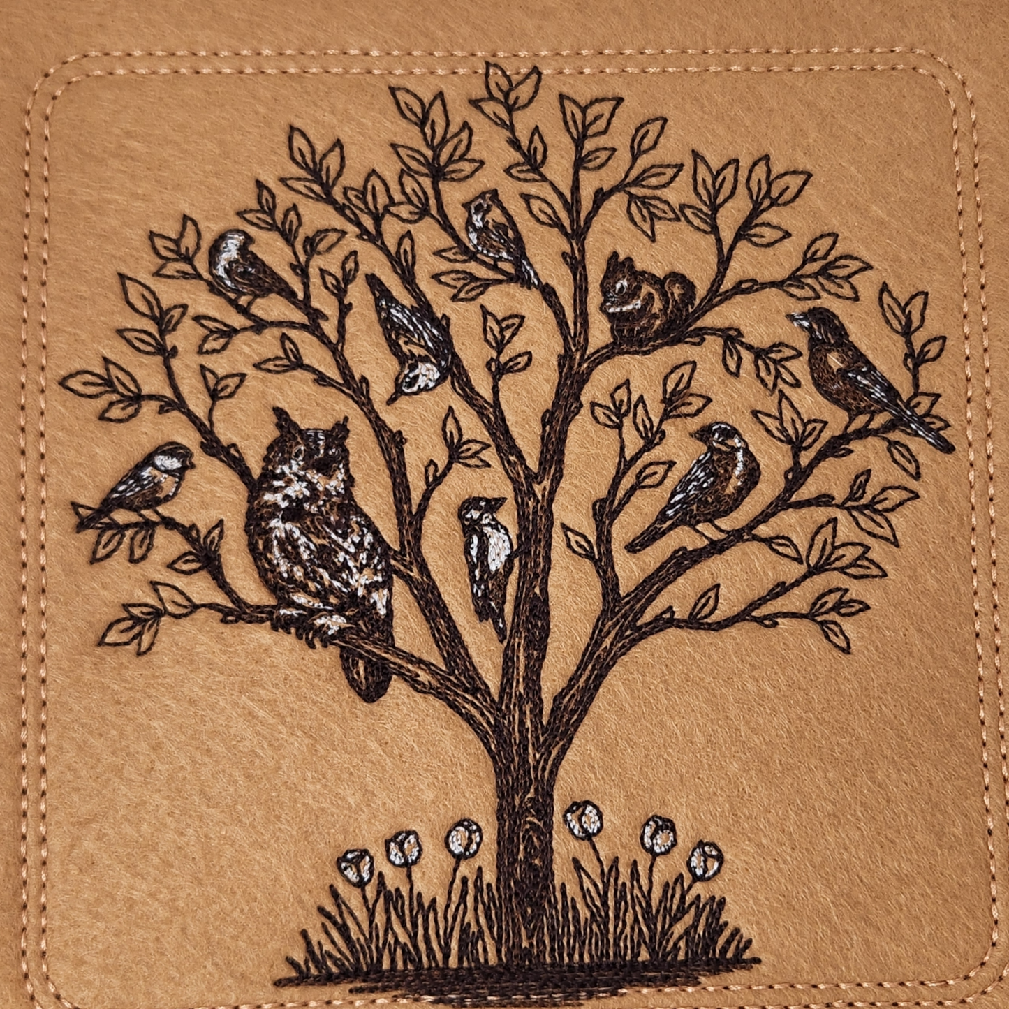 Woodland Birds dice tray, mat