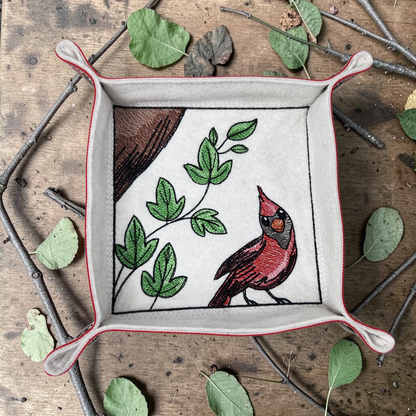 Curious Cardinal bird dice tray
