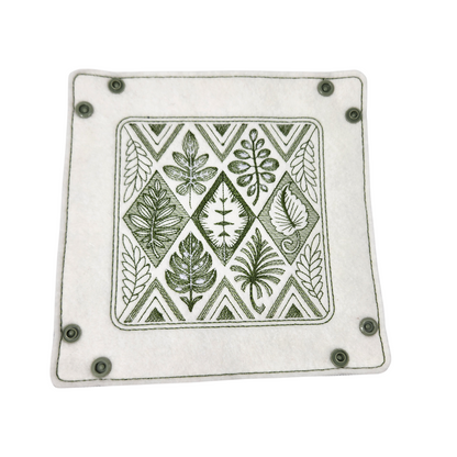 Green foliage dice tray