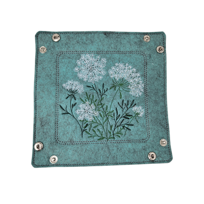 Queen Annes Lace Dice Tray