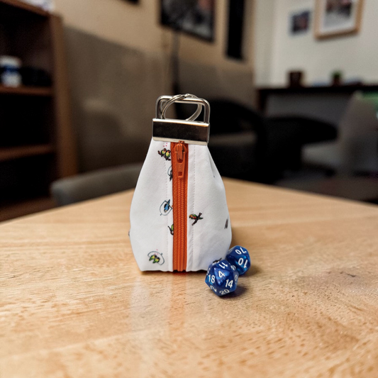 Keychain dice pouch, bird themed