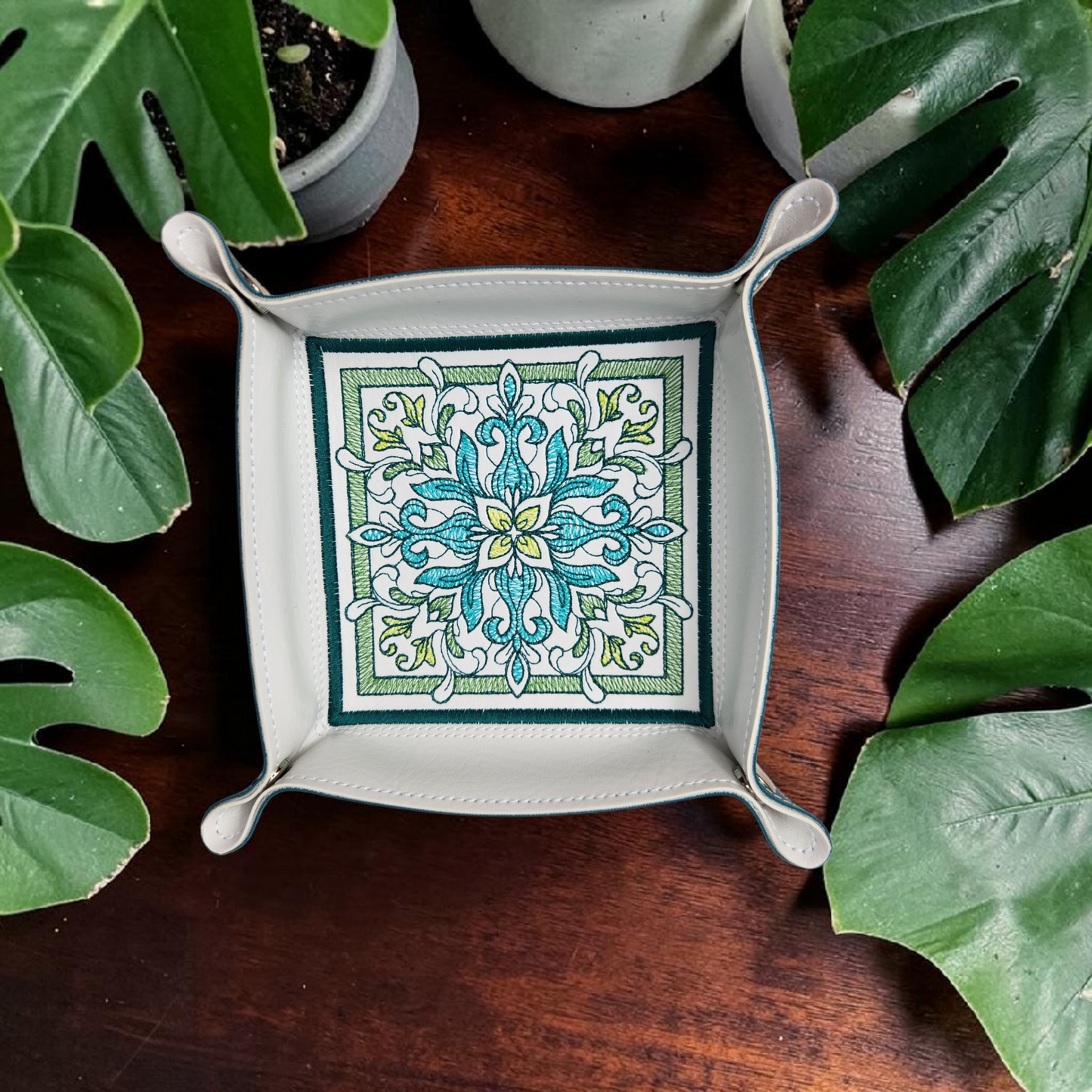 Bohemian style dice tray