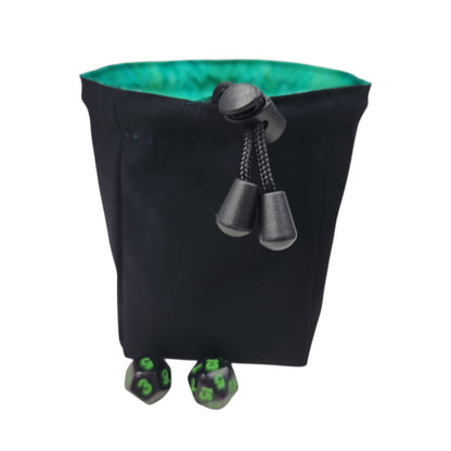 Black cat dice bag