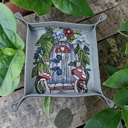Fairy door dice tray