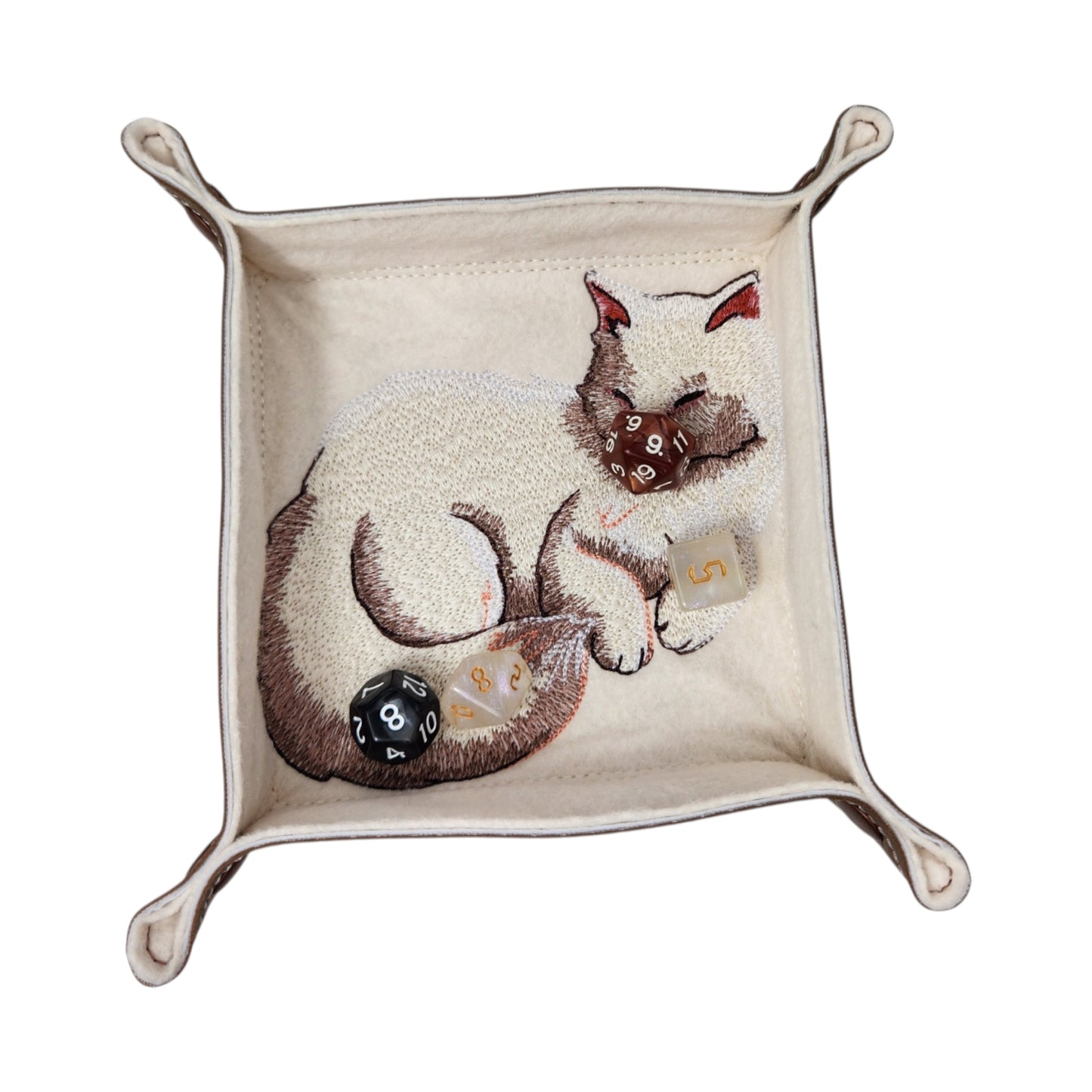 Fluffy white cat dice tray