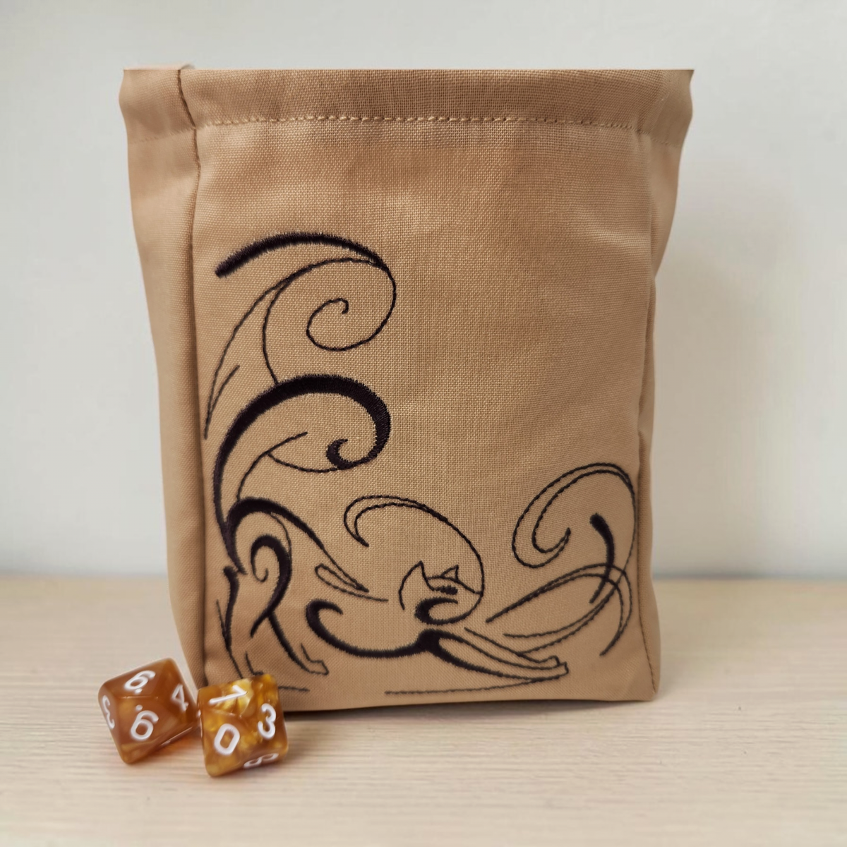 Stretching cat dice bag