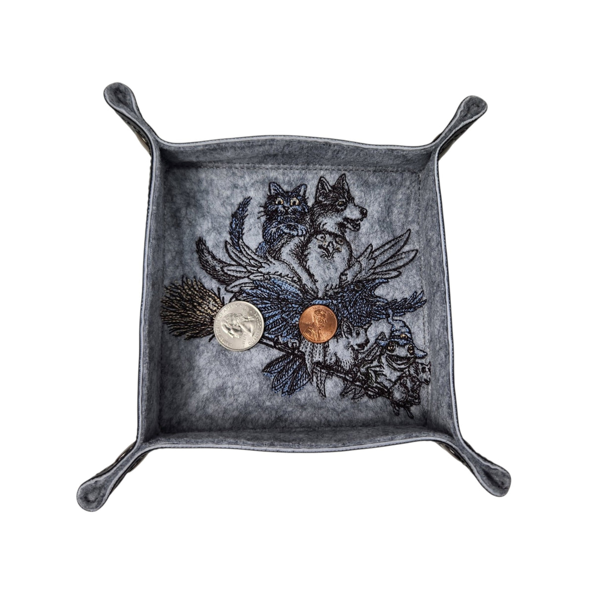 Familiar animals dice tray, TTRPG