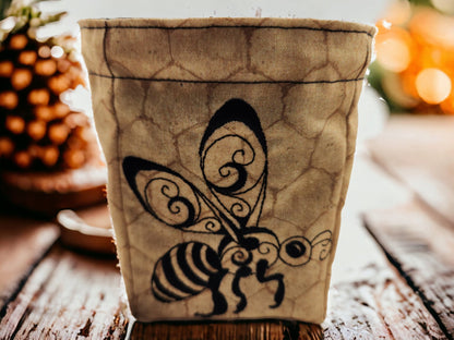 Bee in Flight Dice Bag - Rowan Gate