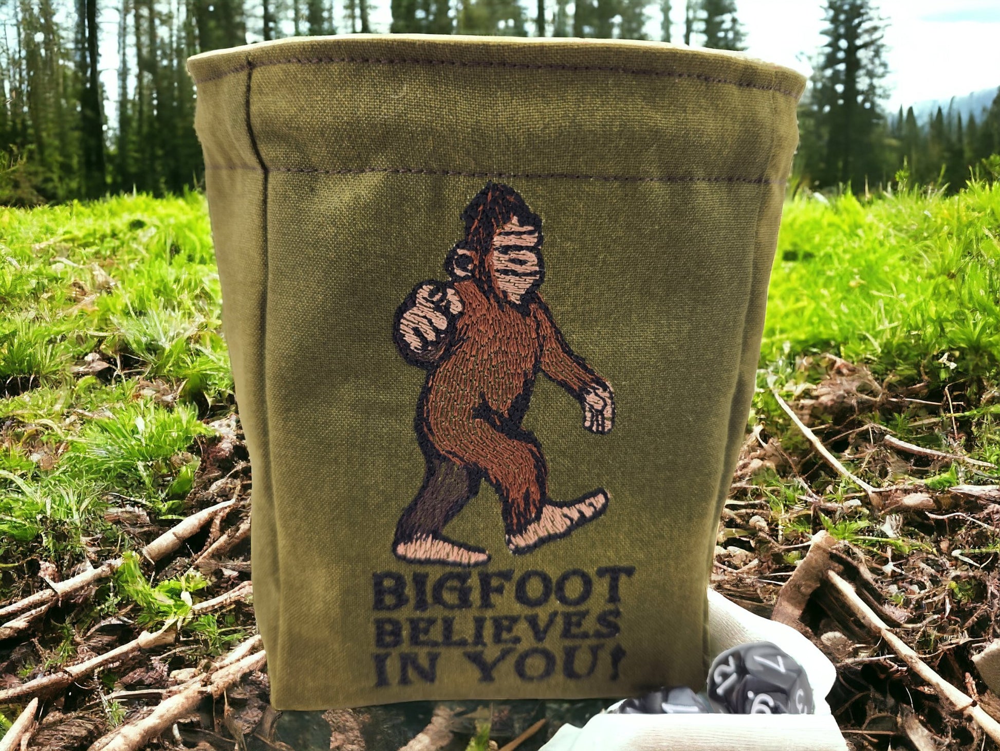 Bigfoot believes in you, dice bag - Rowan Gate