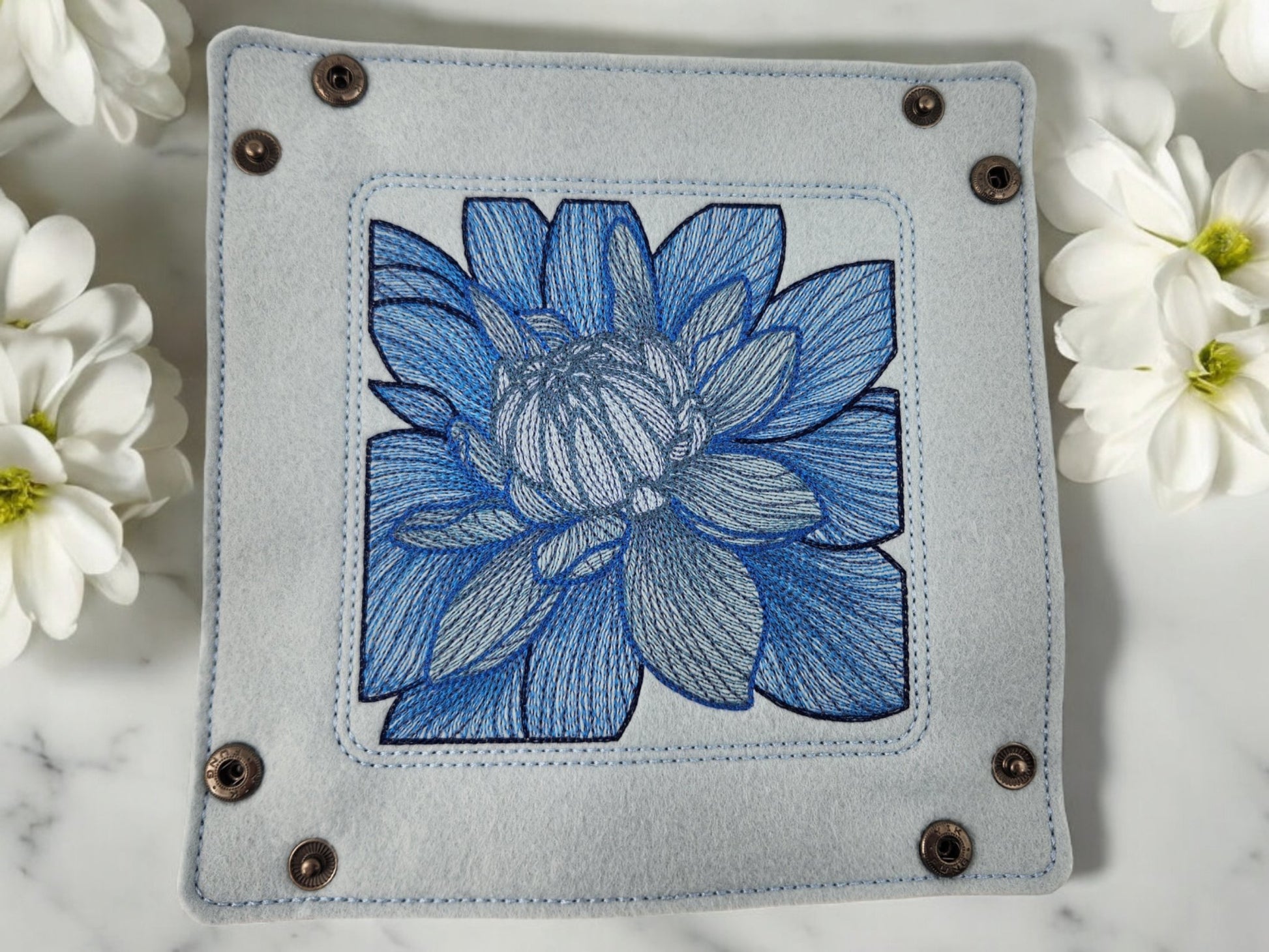 Dahlia flower dice tray - Rowan Gate