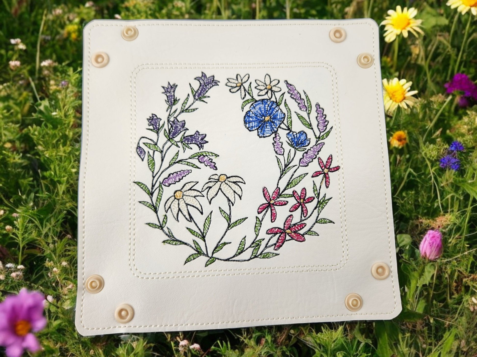 Meadow floral dice tray - Rowan Gate