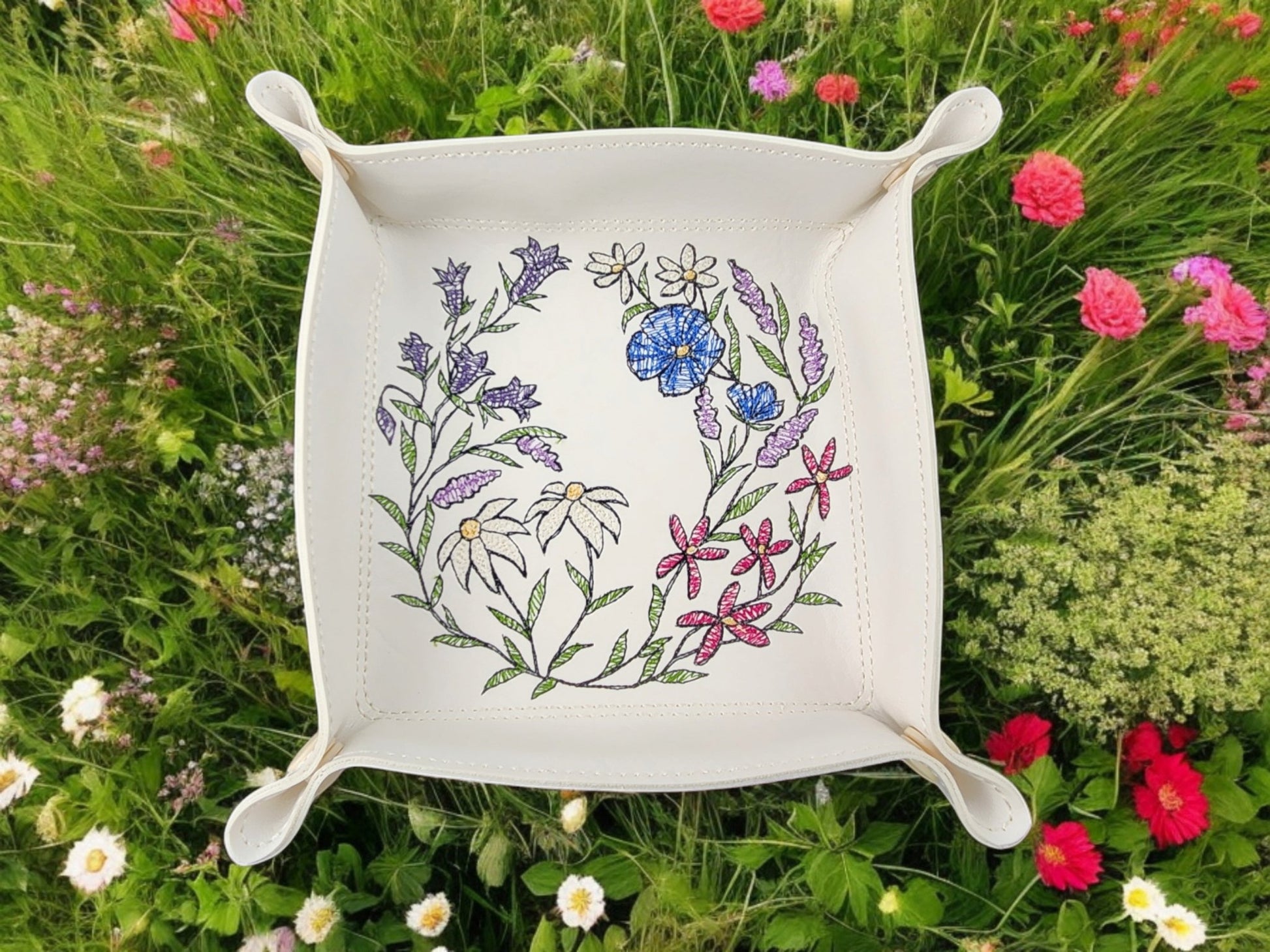 Meadow floral dice tray - Rowan Gate