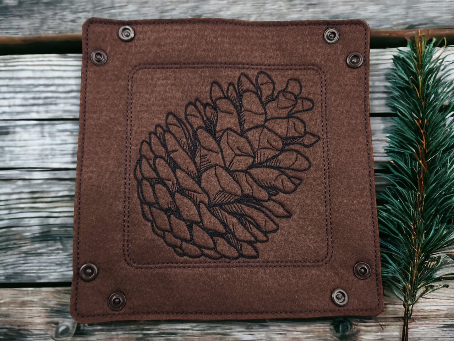 Pinecone Dice Tray - Rowan Gate